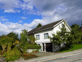 Humbert Immobilien I Langnau, Kreuzstrasse 37, EFH